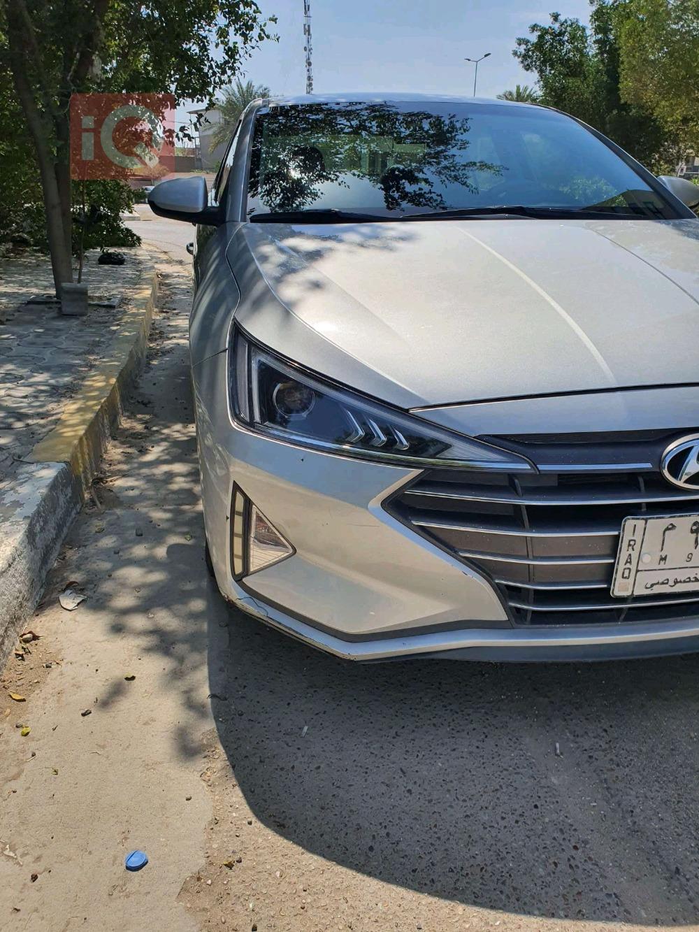 هیوندای ئەلەنترا